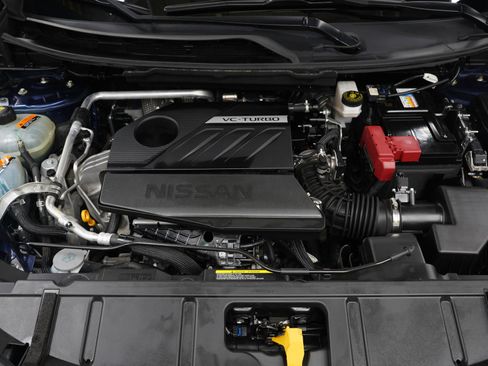 Used 2024 Nissan Rogue SV AWD/4WD image 31