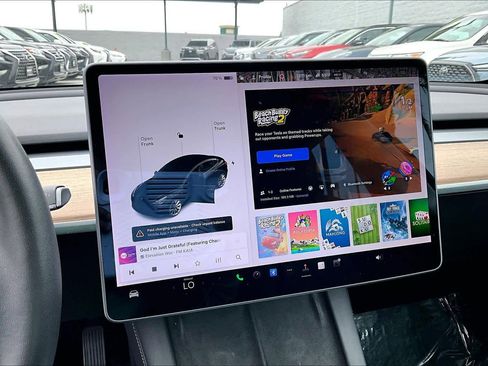 Used 2021 Tesla Model 3 Standard Range Plus RWD image 31
