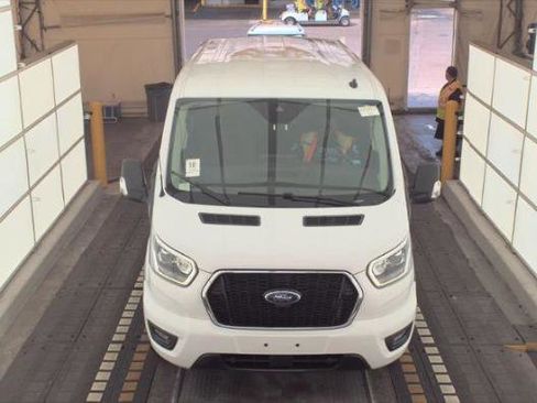 Used 2023 Ford Transit 350 XLT RWD image 8