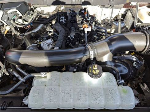 Used 2025 Ford F150 Lariat w/ Equipment Group 502A High image 23