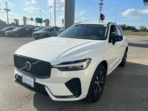 Certified 2024 Volvo XC60 B5 Core w/ Protection Package Premier AWD/4WD image 3