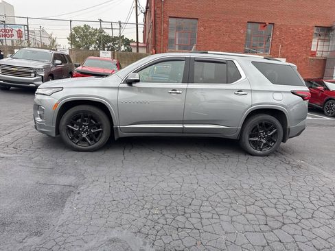 Used 2023 Chevrolet Traverse Premier image 4