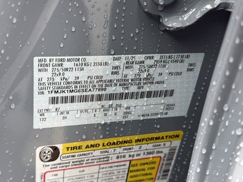 New 2025 Ford Expedition Max Platinum w/ Stealth Performance Package image 35