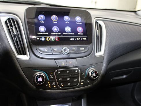 Used 2024 Chevrolet Malibu LT image 41