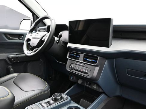 New 2026 Ford Maverick Lobo AWD/4WD image 12