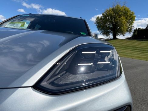 New 2026 Porsche Cayenne E-Hybrid image 13