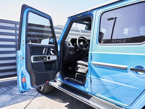 Used 2026 Mercedes-Benz G 63 AMG 4MATIC image 32
