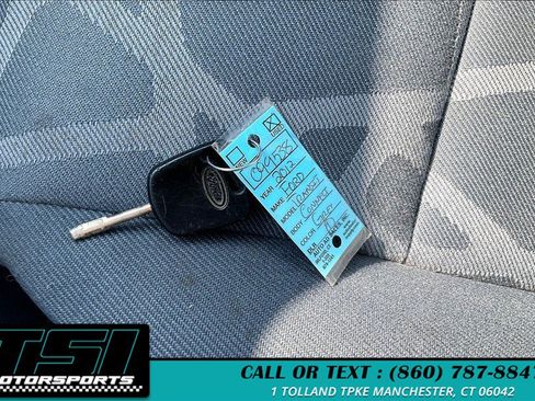 Used 2012 Ford Transit Connect XL FWD image 9