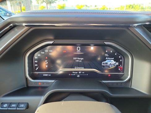 Used 2023 GMC Sierra 1500 AT4 w/ Technology Package AWD/4WD image 28