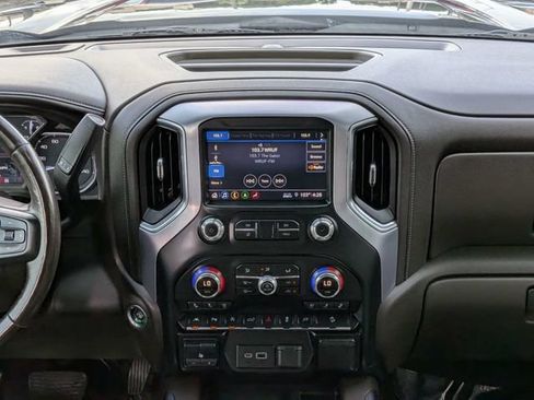 Used 2019 GMC Sierra 1500 SLT w/ SLT Premium Plus Package AWD/4WD image 18