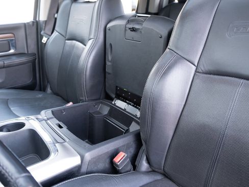 Used 2018 RAM 1500 Laramie w/ Convenience Group image 11