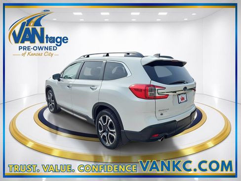 Certified 2023 Subaru Ascent Touring AWD/4WD image 9