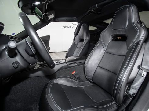 Used 2019 Chevrolet Corvette Stingray Coupe w/ LPO, Stingray Logo Package RWD image 14