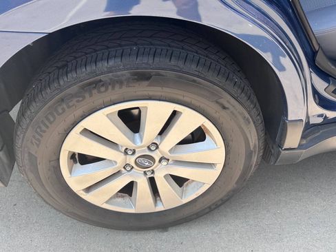 Used 2019 Subaru Outback 2.5i Premium w/ Popular Package #2 AWD/4WD image 17