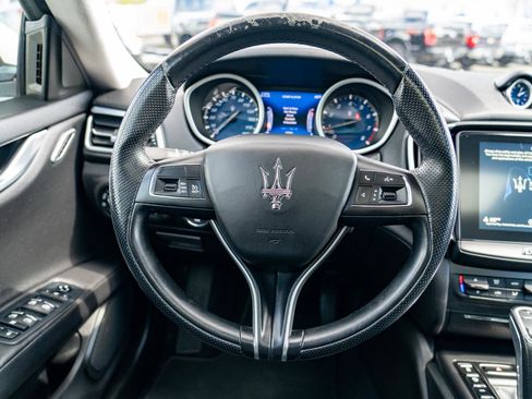 Used 2020 Maserati Ghibli image 18