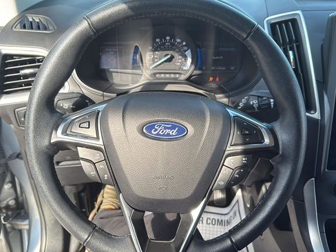 Used 2024 Ford Edge SEL image 20