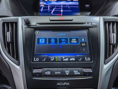 Used 2017 Acura TLX w/ Technology Package FWD image 39