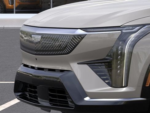 New 2027 Cadillac Optiq Luxury RWD image 13