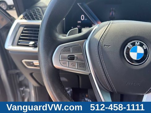 Used 2023 BMW X7 xDrive40i w/ Premium Package AWD/4WD image 21