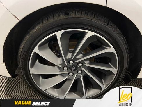 Used 2015 Ford Edge Sport w/ Equipment Group 401A AWD/4WD image 19