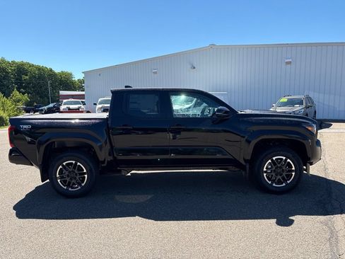 Certified 2026 Toyota Tacoma TRD Sport w/ TRD Sport Premium Package AWD/4WD image 8