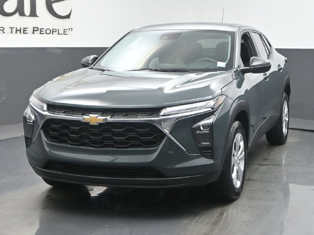 New 2026 Chevrolet Trax LS FWD image 7
