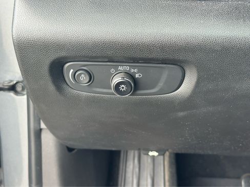 Used 2018 Chevrolet Traverse LS w/ LPO, Floor Liner Package AWD/4WD image 16