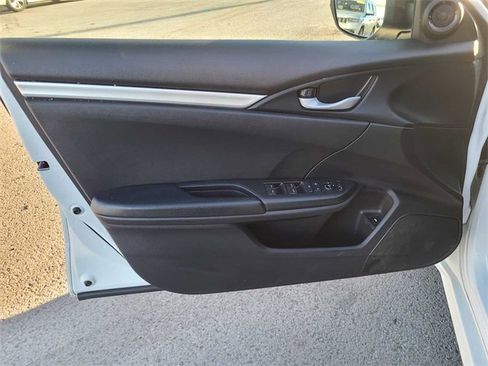 Used 2019 Honda Civic Sport image 15