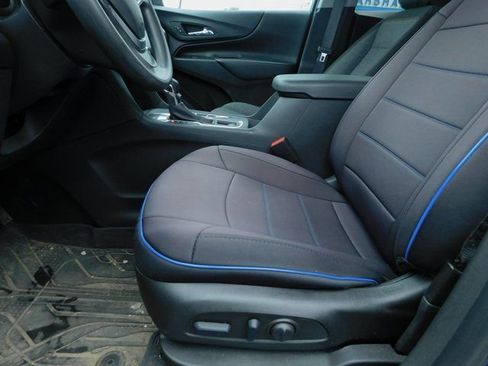 Used 2022 Chevrolet Equinox LT FWD image 11