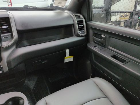 New 2026 RAM 5500 Tradesman w/ Chrome Appearance Group image 15