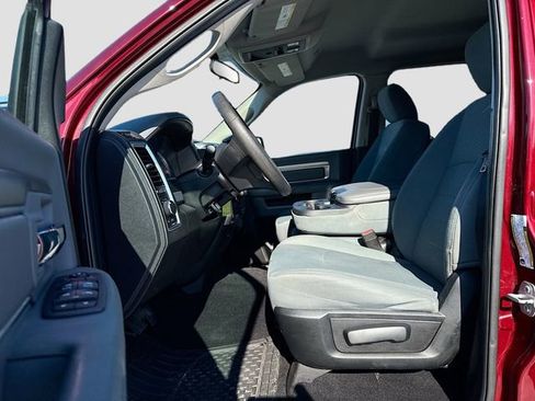 Used 2018 RAM 2500 SLT image 21