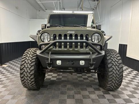Used 2015 Jeep Wrangler Unlimited Sport w/ Quick Order Package 24S AWD/4WD image 2