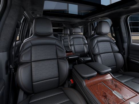 New 2027 Lincoln Navigator Black Label AWD/4WD image 10