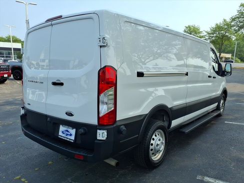 Used 2023 Ford Transit 250 Low Roof AWD image 7