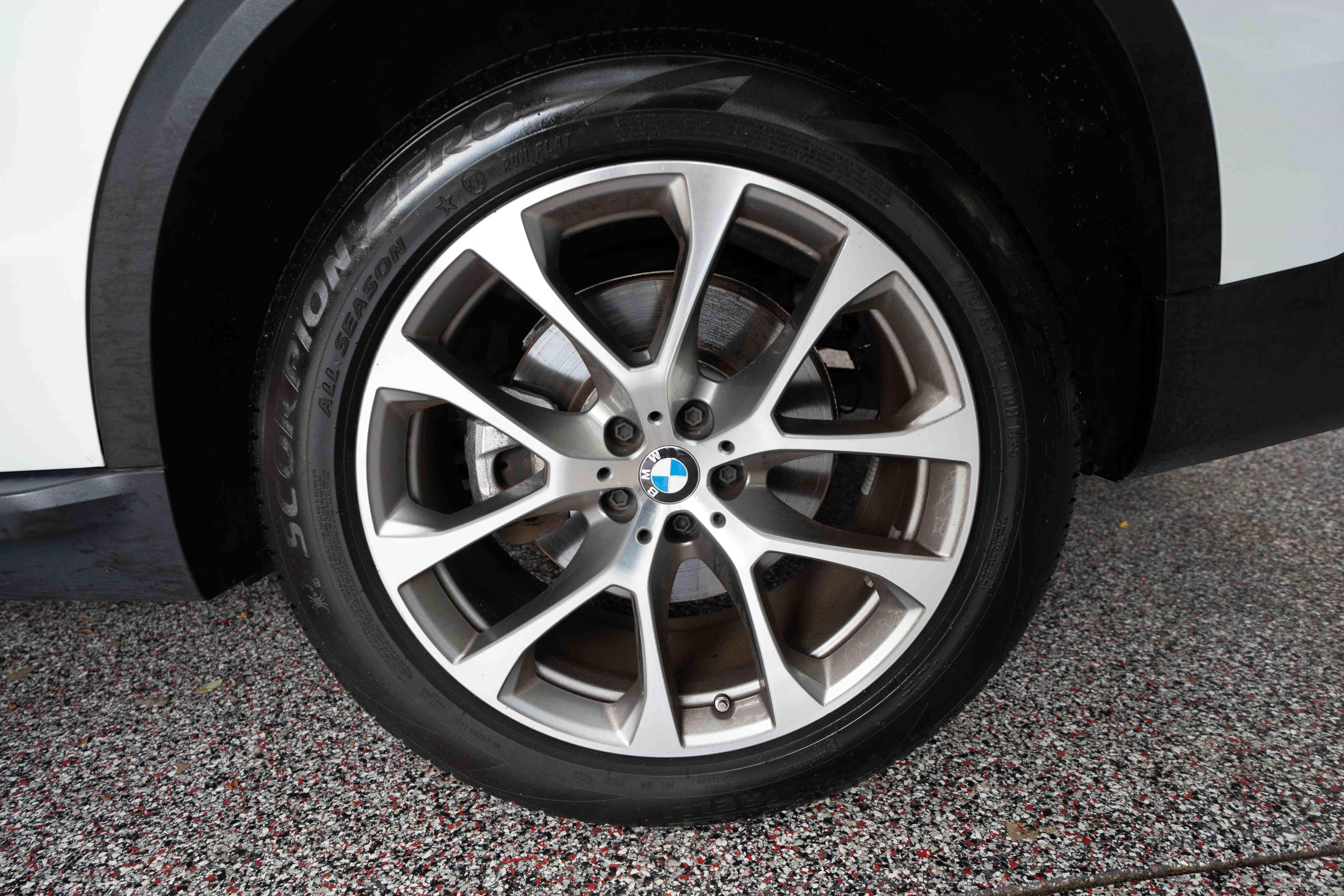Used 2024 BMW X5 xDrive40i AWD/4WD image 30
