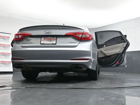 Used 2016 Hyundai Sonata Sport w/ Option Group 02 image 43