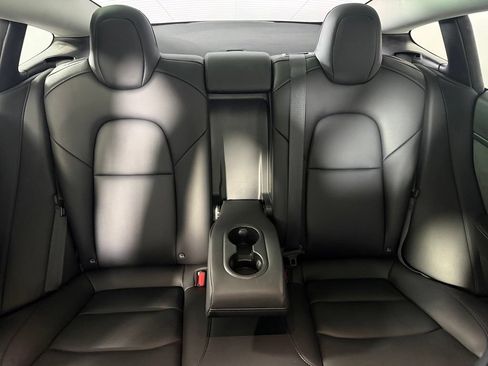 Used 2023 Tesla Model 3 Standard Range RWD image 17