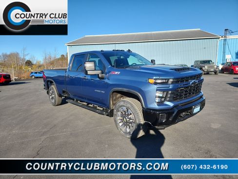 Used 2024 Chevrolet Silverado 2500 Custom w/ Custom Value Package image 1