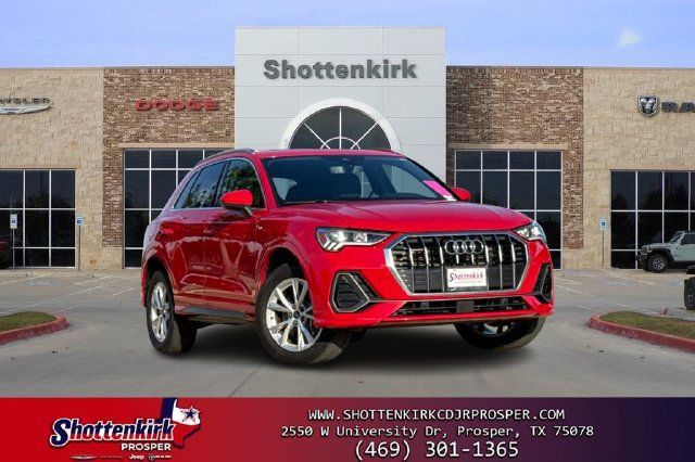 Used 2024 Audi Q3 2.0T Premium AWD/4WD image 1