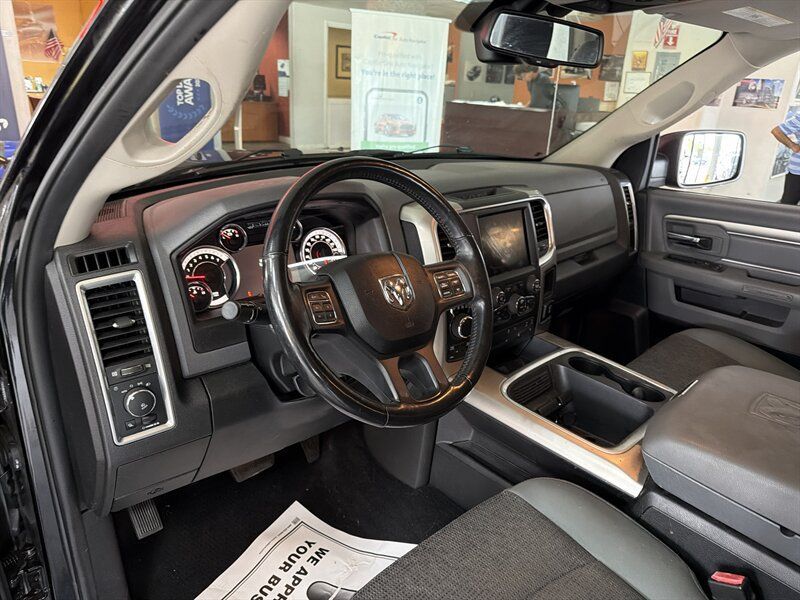 Used 2019 RAM 1500 Big Horn AWD/4WD image 11