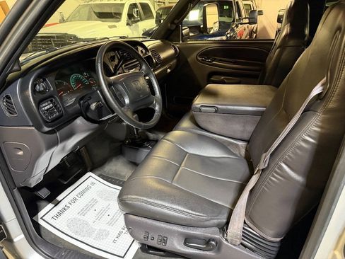 Used 2001 Dodge Ram 3500 Truck 4x4 Quad Cab image 3