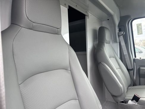 New 2025 Ford E-350 and Econoline 350 Super Duty w/ Power Equipment Group image 26