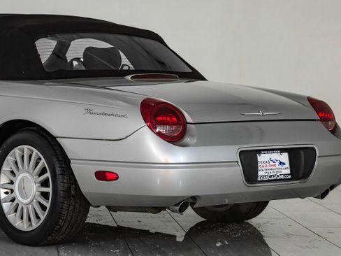Used 2004 Ford Thunderbird image 53