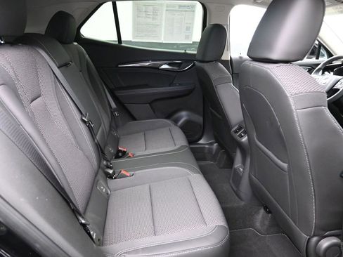 Used 2023 Buick Envision Preferred image 9