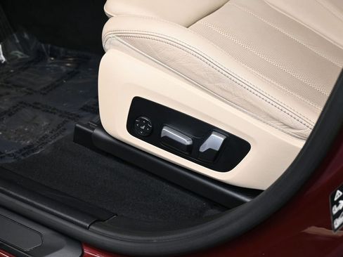 Used 2022 BMW X4 xDrive30i w/ Convenience Package image 13