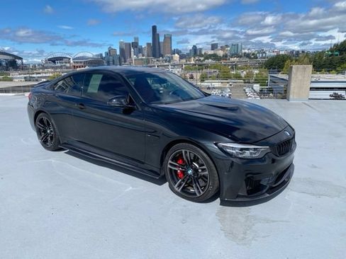 Used 2020 BMW M4 Coupe w/ Competition Package RWD image 25