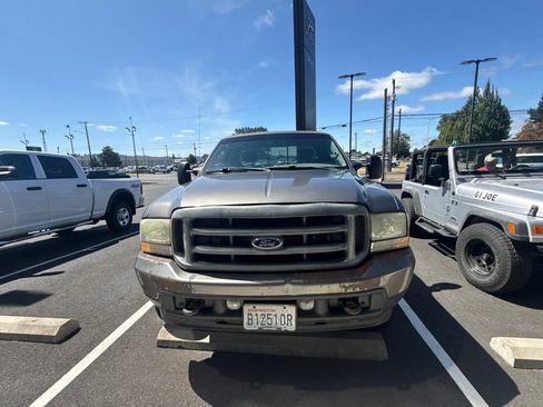 Used 2004 Ford F250 4x4 SuperCab Super Duty image 8