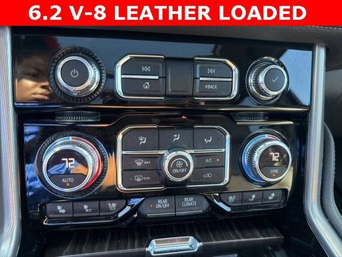 Used 2022 GMC Yukon Denali w/ Denali Ultimate Package image 18
