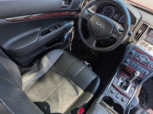 Used 2012 INFINITI G37 x Sedan w/ Premium Pkg AWD/4WD image 9