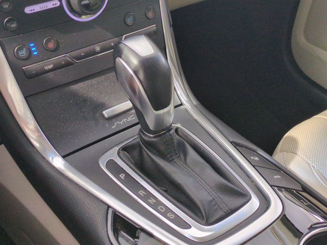 Used 2016 Ford Edge Titanium w/ Equipment Group 302A FWD image 10